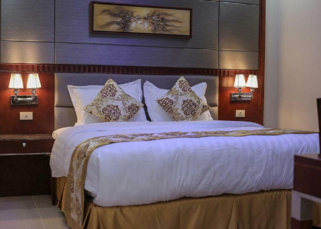 The 40Th Pearl Hotel Suites ジェッダ エクステリア 写真